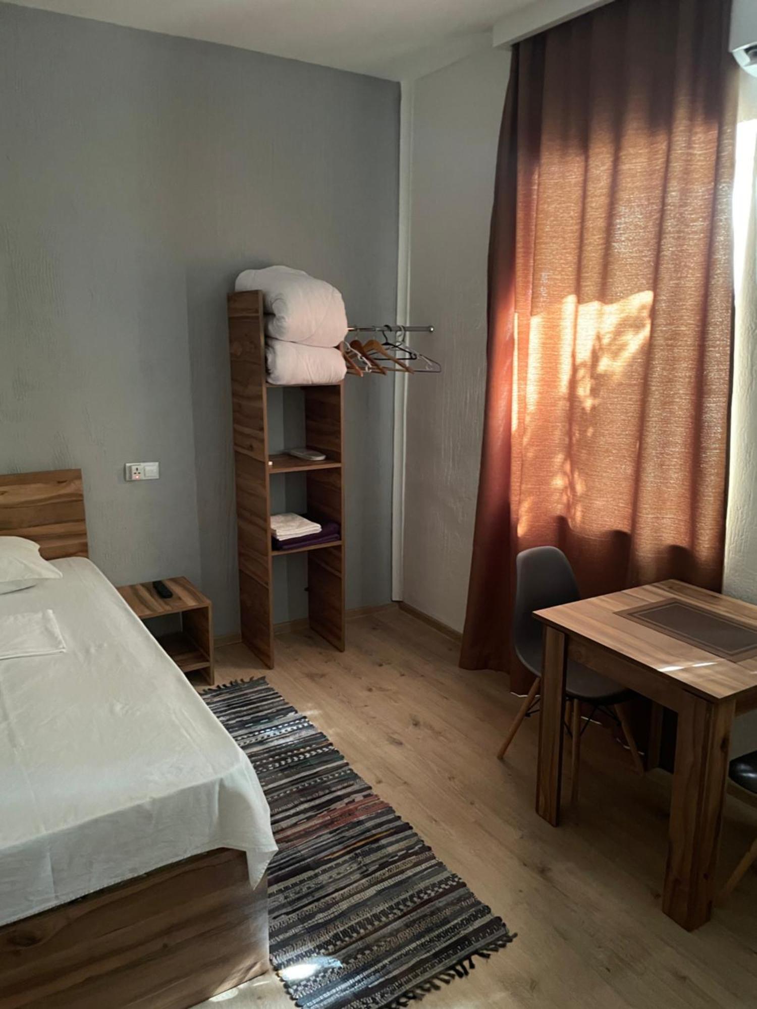 Apartment In The City Center With The Garden Erywań Zewnętrze zdjęcie