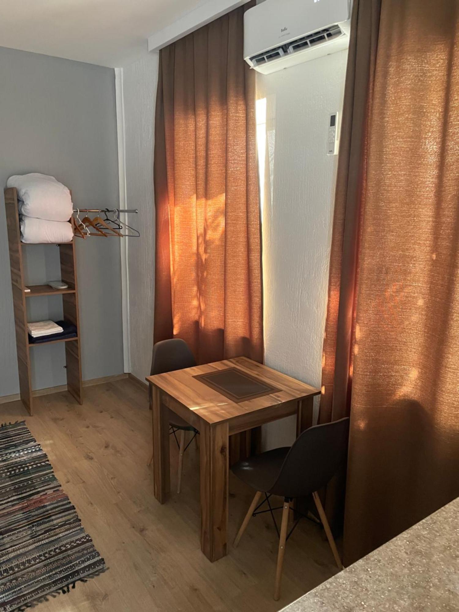 Apartment In The City Center With The Garden Erywań Zewnętrze zdjęcie